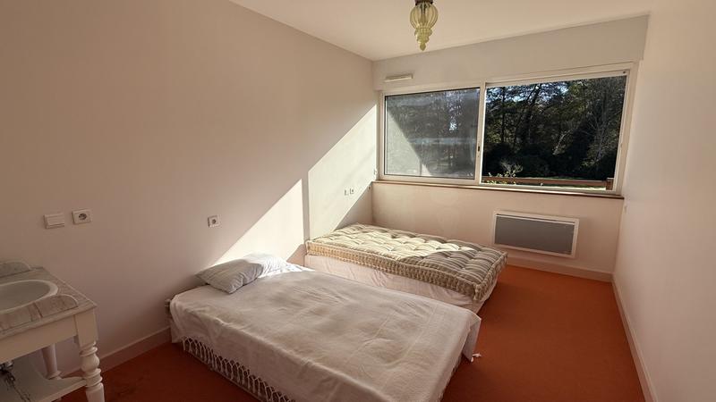 Maison - 235 m² - 7 pièces