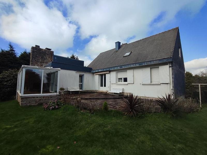 Maison - 110 m² - 6 pièces