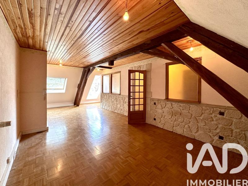 Maison - 187 m² - 8 pièces