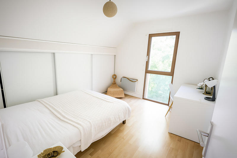 Maison - 200 m² - 10 pièces