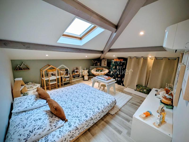 Maison de village - 137 m² - 7 pièces