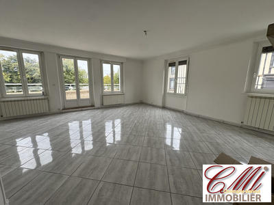 Appartement - 80 m² - 3 pièces