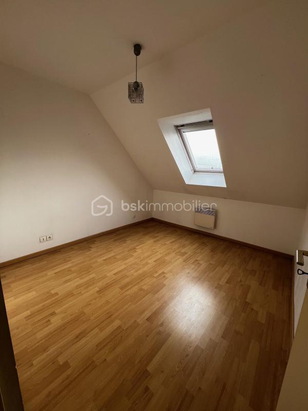 Maison traditionnelle - 85 m² - 4 pièces