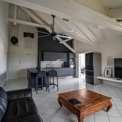 Appartement - 122 m² - 3 pièces