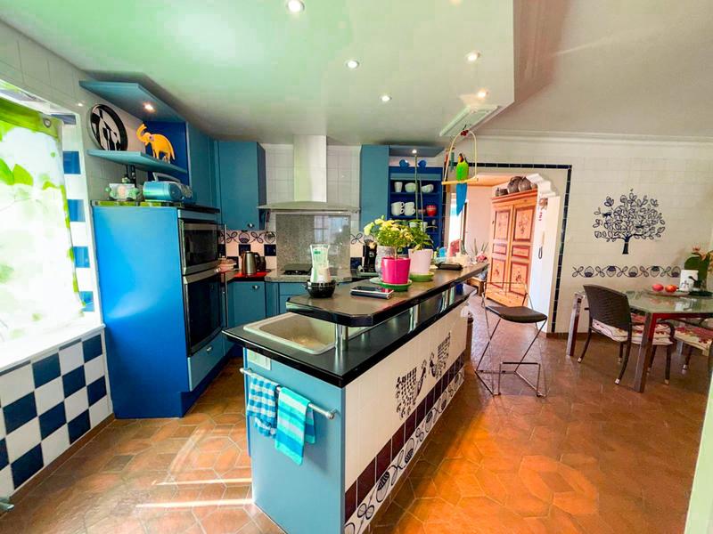 Maison - 186 m² - 6 pièces