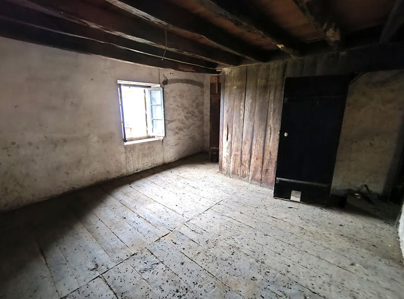 Maison - 22 m² - 5 pièces