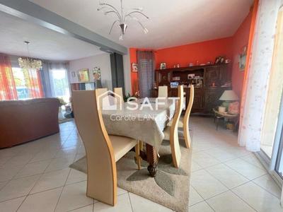 Maison - 147 m² - 6 pièces