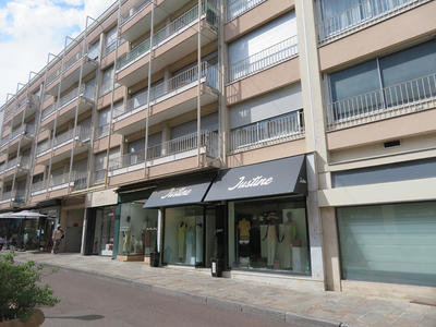 Fonds de commerce - 200 m²