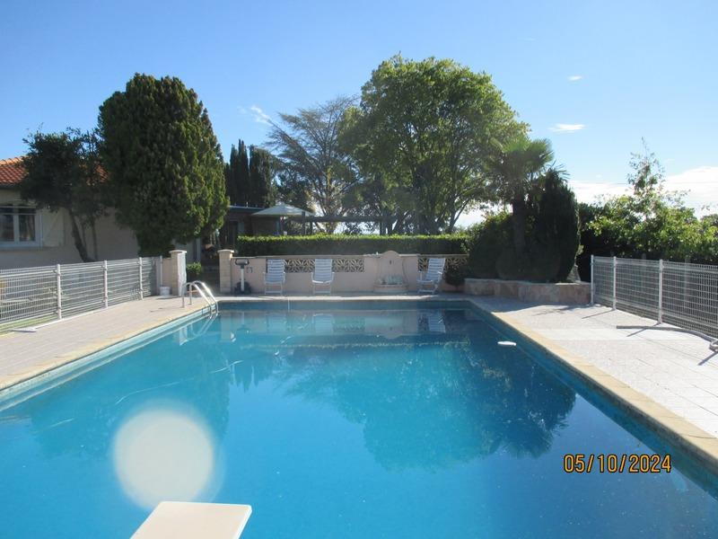 Maison - 186 m² - 8 pièces