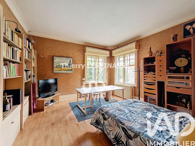 Maison - 296 m² - 8 pièces