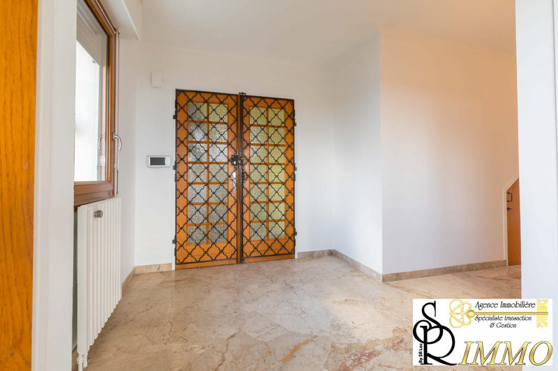 Appartement - 122 m² - 4 pièces