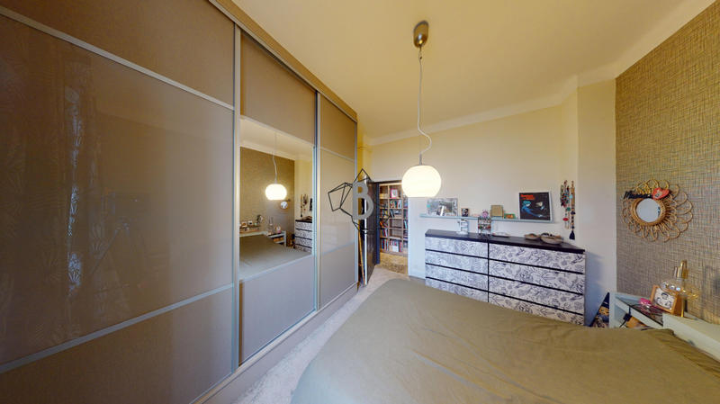 Appartement - 114 m² - 5 pièces