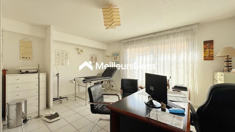 Immeuble - 167 m² - 9 pièces