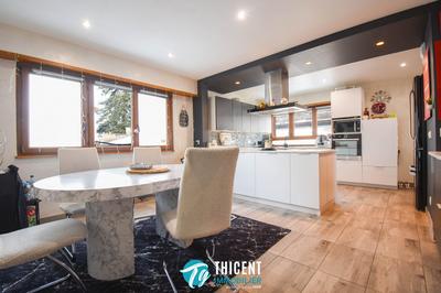 Maison - 158 m² - 7 pièces