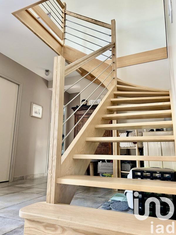 Maison - 200 m² - 6 pièces