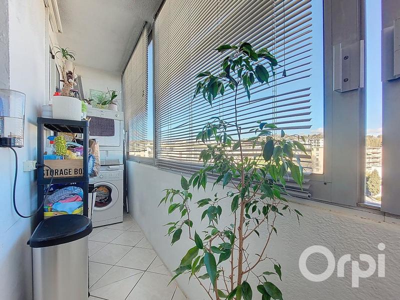 Appartement - 76 m² - 3 pièces