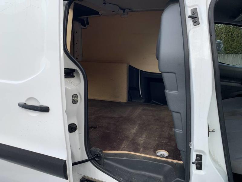 Peugeot Partner II 1.6 Bluehdi 100 Standard Premium Pack