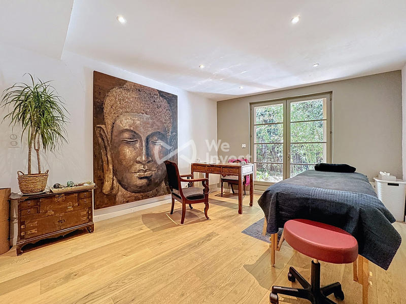 Villa - 273 m² - 7 pièces