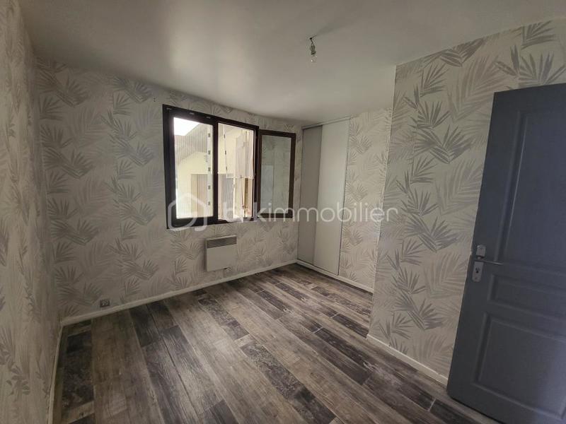 Maison traditionnelle - 143 m² - 6 pièces