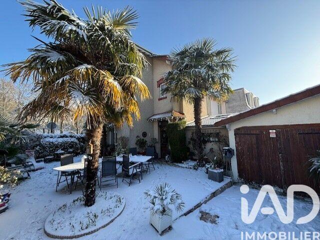 Maison - 82 m² - 5 pièces