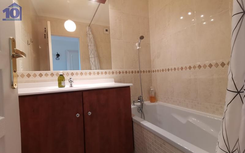 Appartement sur toit - 54 m² - 3 pièces