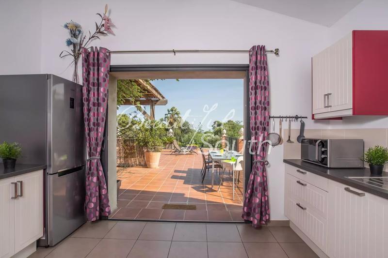 Gîte - 765 m² - 27 pièces