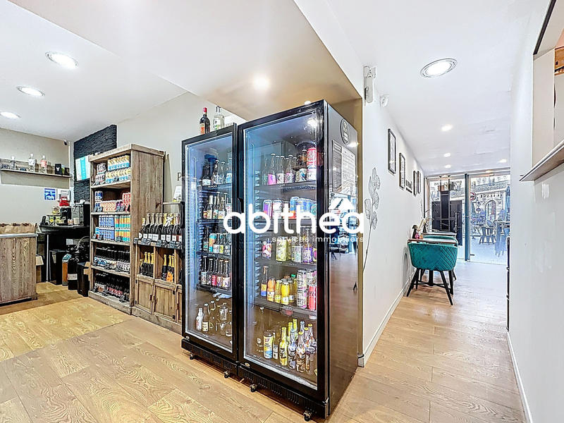 Fonds de commerce - Magasins - 70 m²