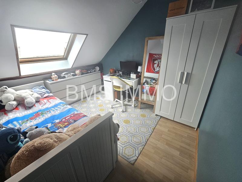 Maison - 96 m² - 5 pièces