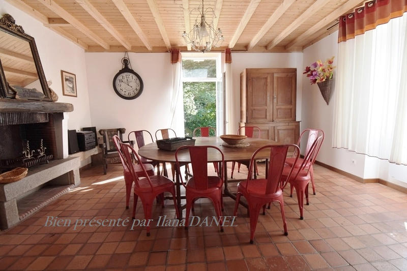 Maison - 152 m² - 6 pièces
