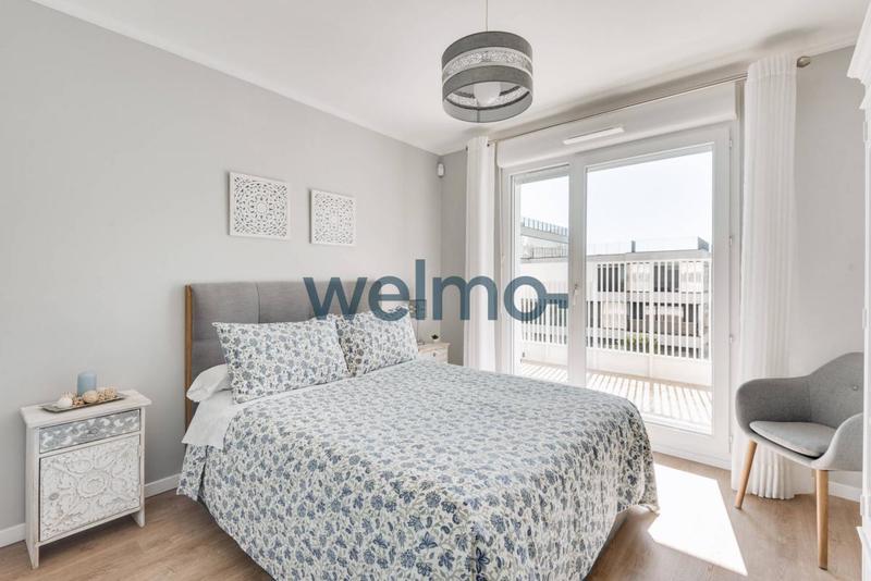 Appartement - 90 m² - 4 pièces