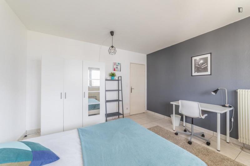 Chambre - 15 m² - 4 pièces