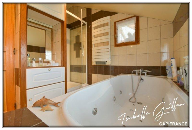 Longère - 160 m² - 8 pièces