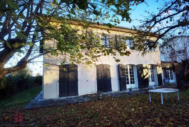 Villa - 170 m² - 9 pièces