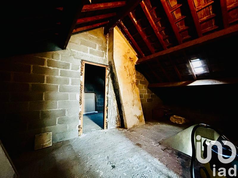 Maison - 94 m² - 5 pièces