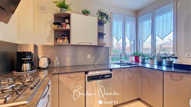 Maison - 135 m² - 6 pièces