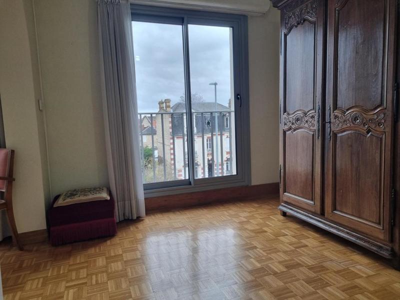 Appartement - 97 m² - 5 pièces