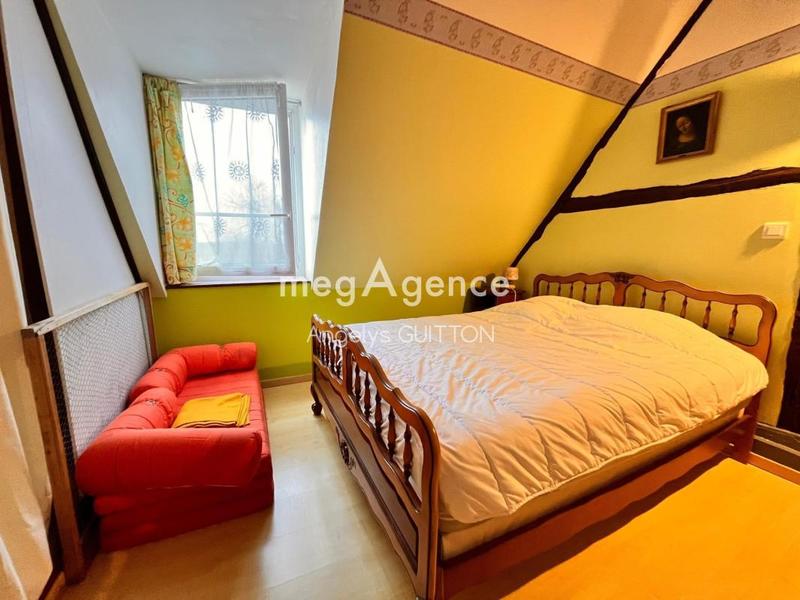 Maison - 384 m² - 15 pièces