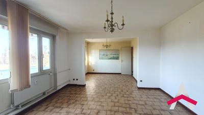 Appartement - 98 m² - 5 pièces
