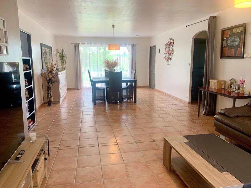 Maison - 144 m² - 5 pièces