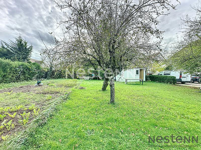 Maison - 214 m² - 7 pièces