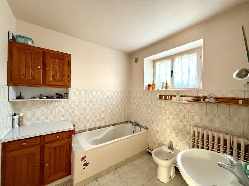 Fermette - 106 m² - 6 pièces