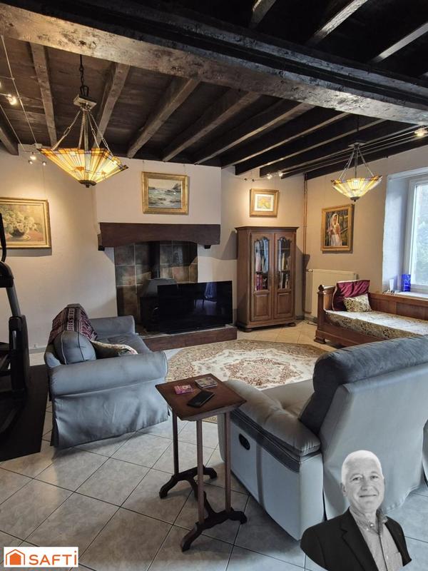 Maison - 245 m² - 8 pièces