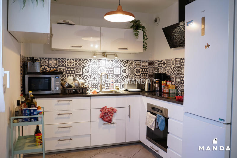 Chambre - 10 m² - 4 pièces