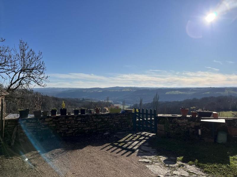 Maison - 224 m² - 12 pièces