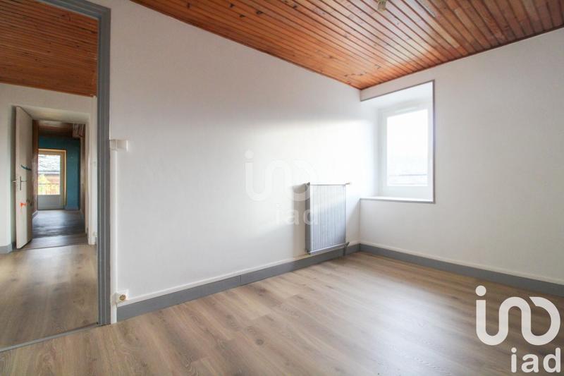 Maison - 94 m² - 5 pièces