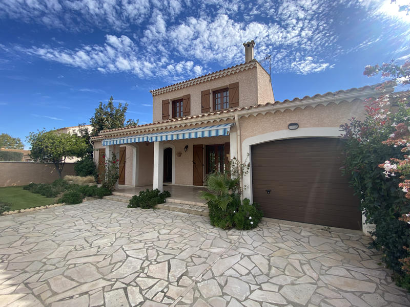 Maison - 111 m² - 5 pièces