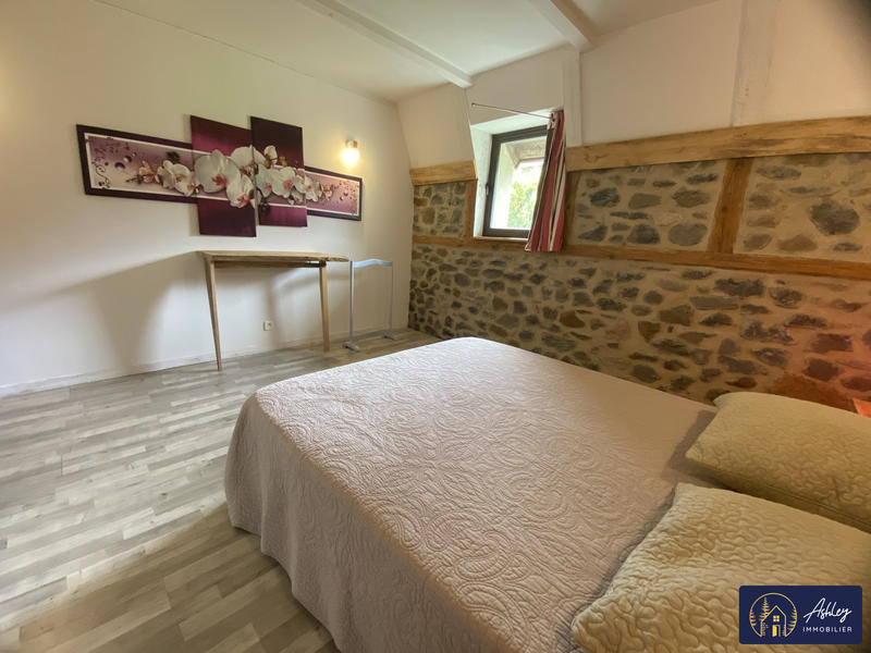 Maison - 316 m² - 14 pièces