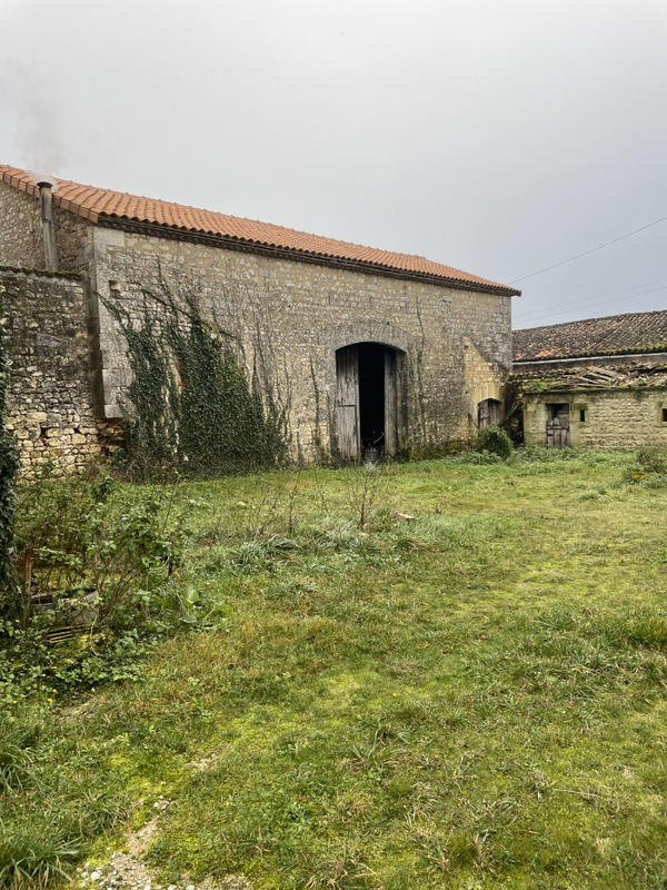 Maison - 430 m² - 13 pièces