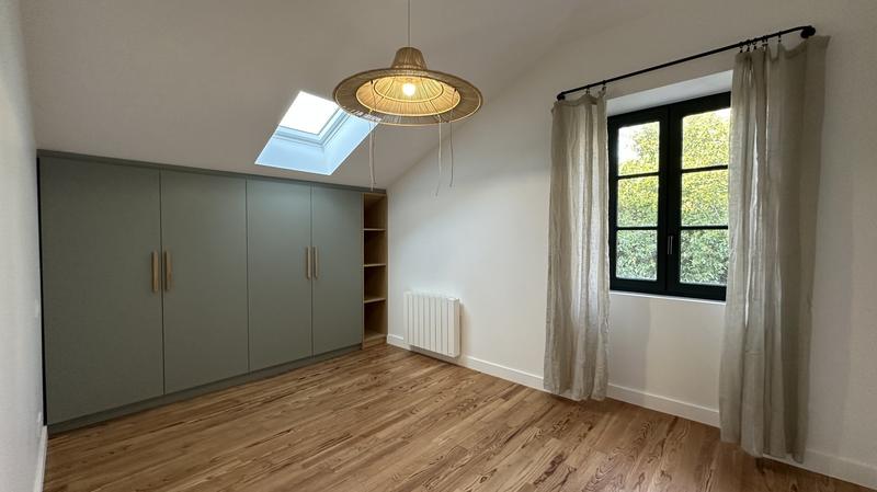 Maison - 200 m² - 6 pièces