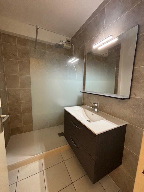 Appartement - 85 m² - 3 pièces